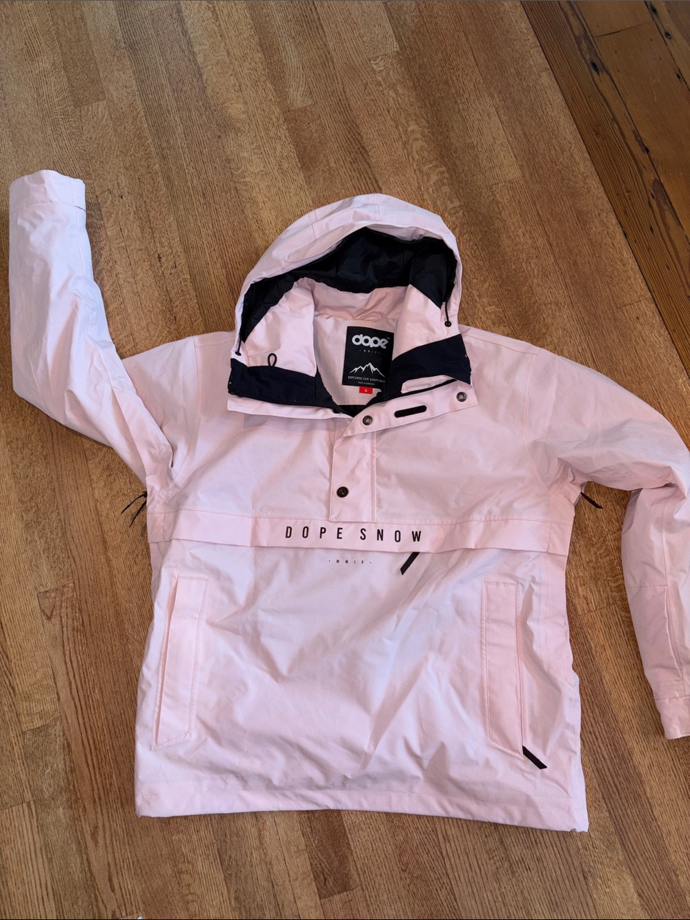 DOPESNOW Light Pink SnowBoard Pullover Anorak with Black Trim - Picture 1 of 3